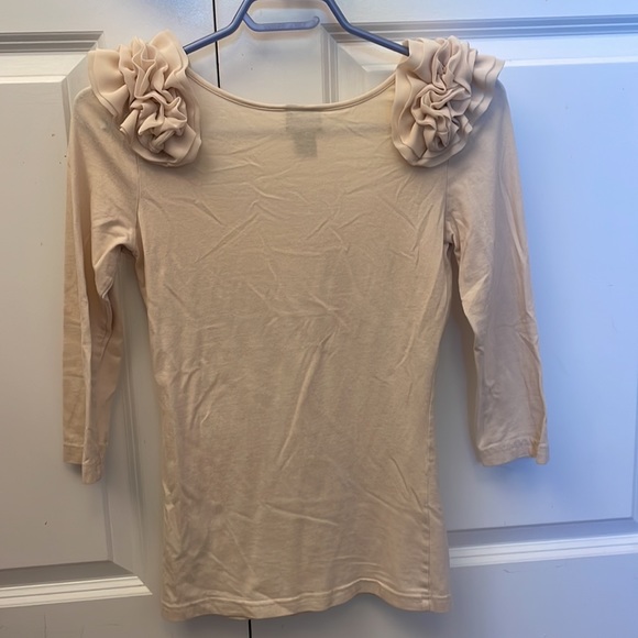 🎈3/$20! H&M cotton 3/4 sleeve top with ruffle embellishments extra small - Picture 2 of 10